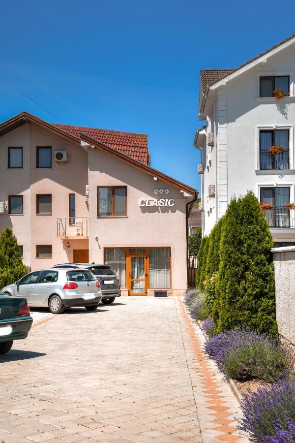 Pensiunea Clasic Hunedoara Pestisu Mare Exterior foto